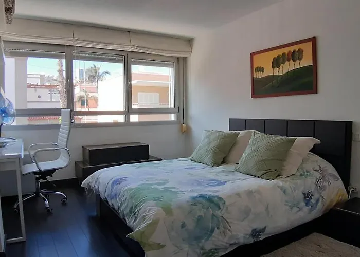 La Marina-ciudad Jardin Appartement *